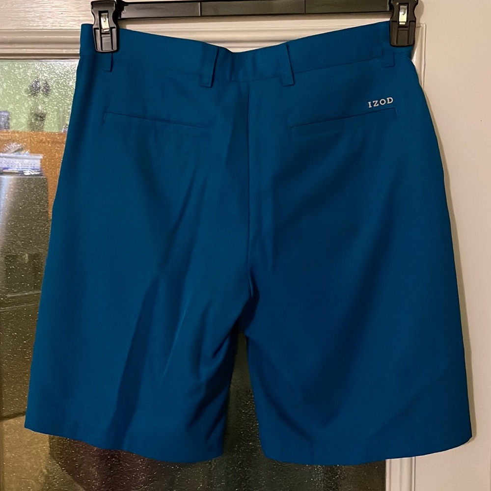 Men’s IZOD golf shorts